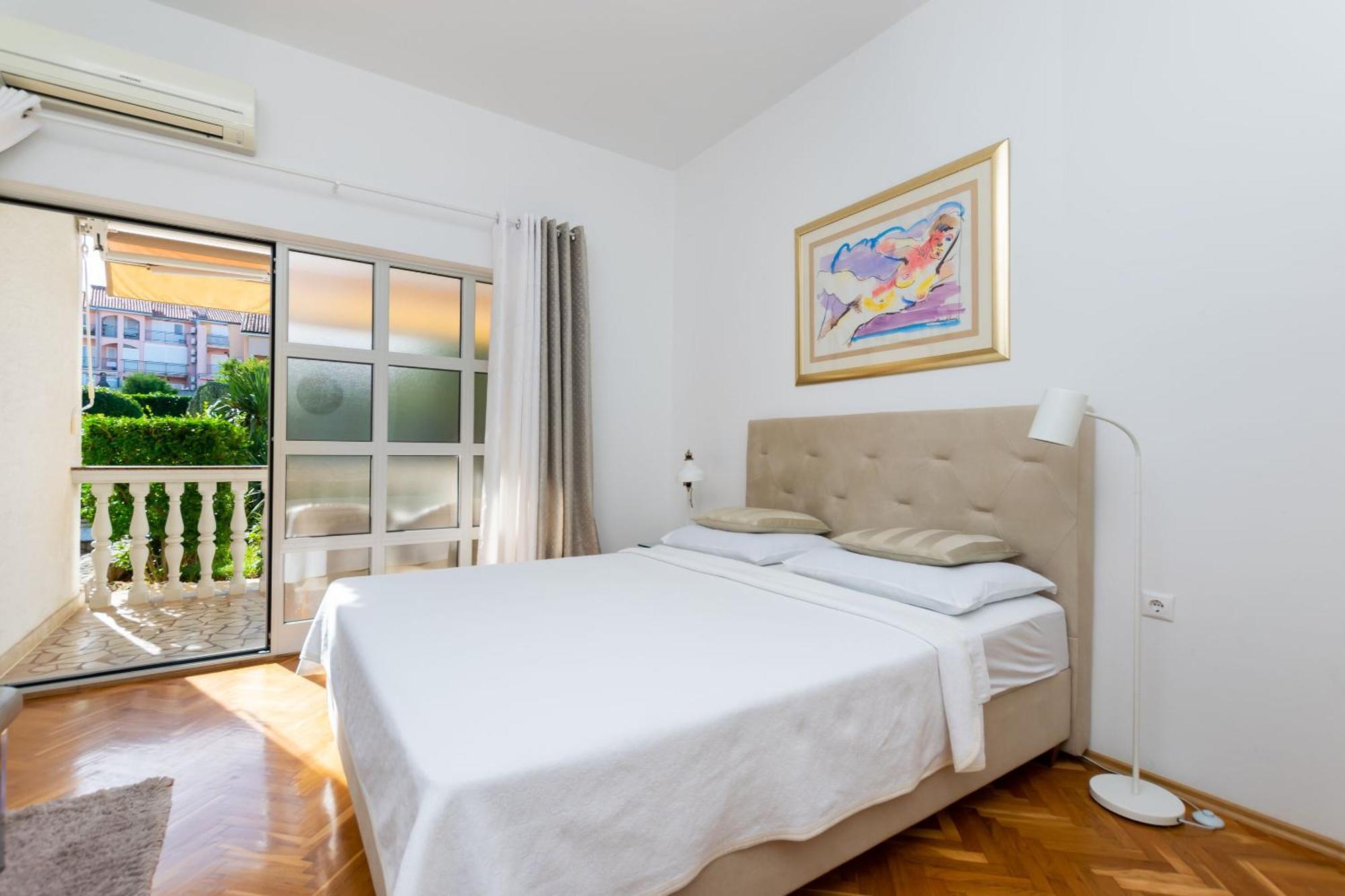 Apartments Sinisa Малинска Экстерьер фото