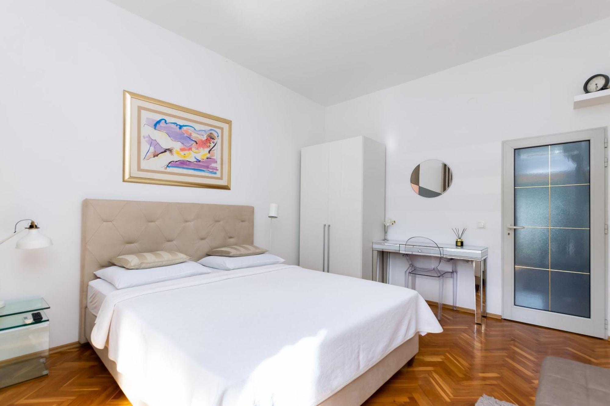 Apartments Sinisa Малинска Экстерьер фото