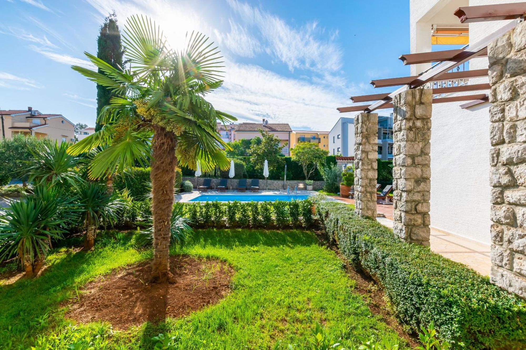 Apartments Sinisa Малинска Экстерьер фото